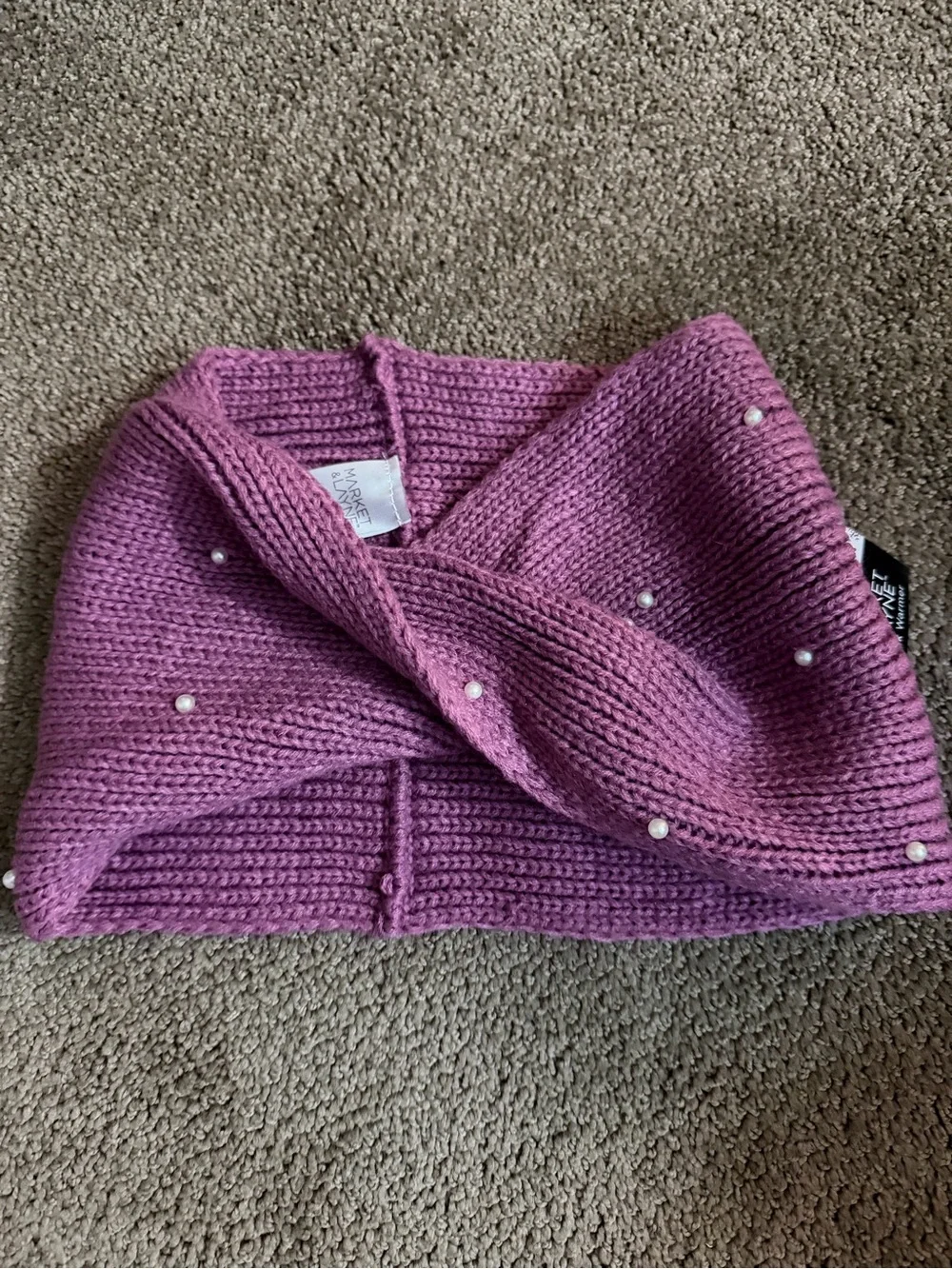 1 beanie and 2 neck warmers. 2 new with tags. One worn once.